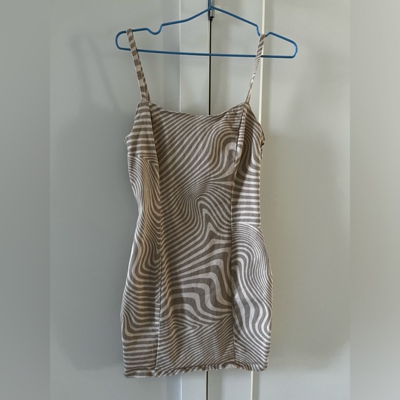 ❌ Sold - H&M denim dress ❌ - Picture 1 of 3